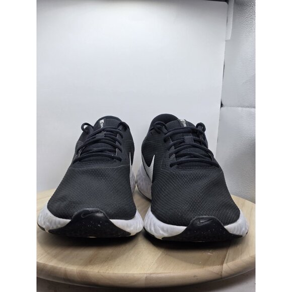 Nike Revolution 5 Mens 13 BQ3204-002 Black White Lace-Up Sneaker Shoes - Picture 2 of 9